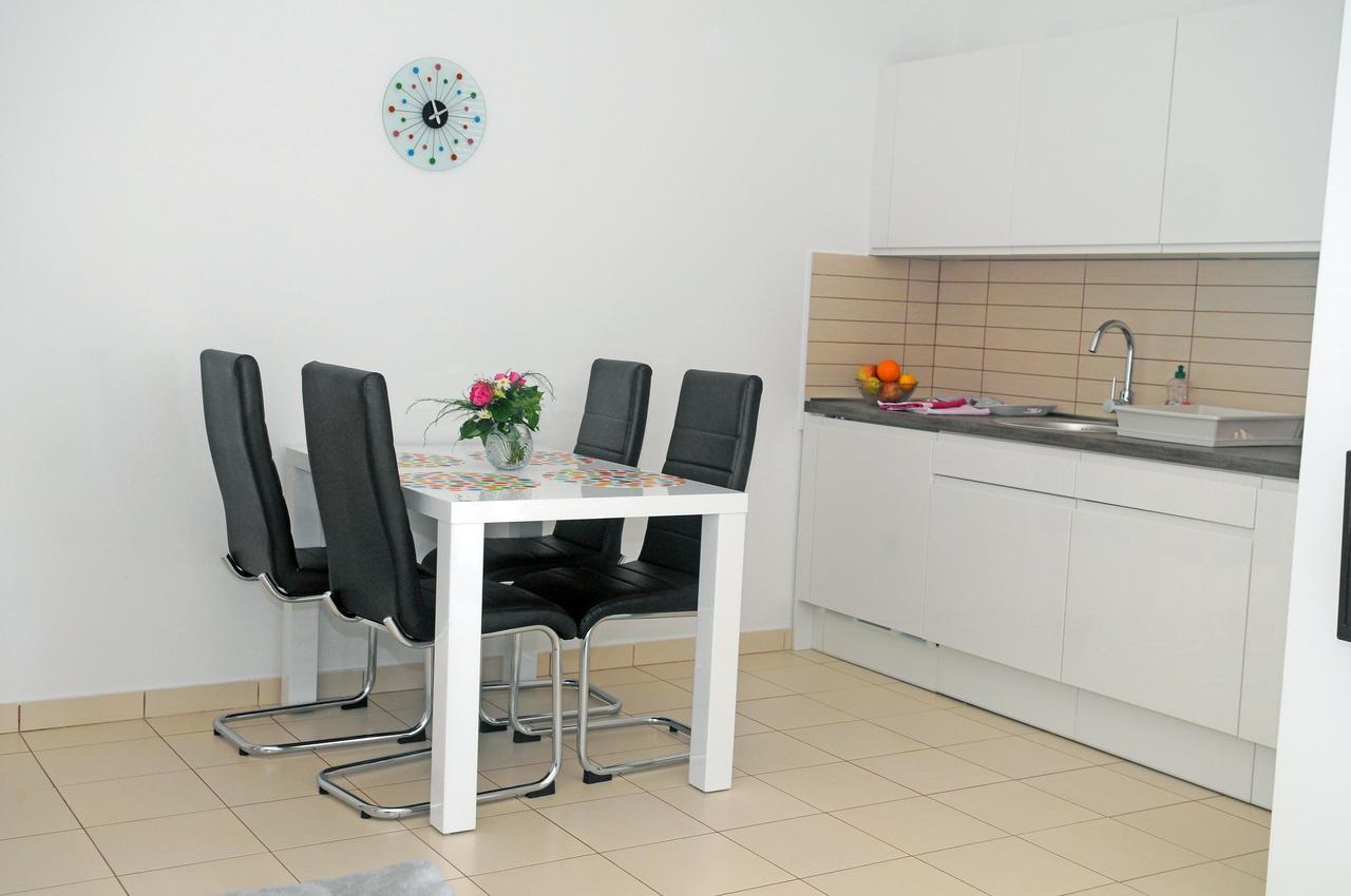 Principium Apartments Klenovica Esterno foto