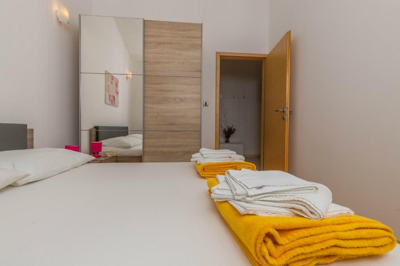 Principium Apartments Klenovica Esterno foto